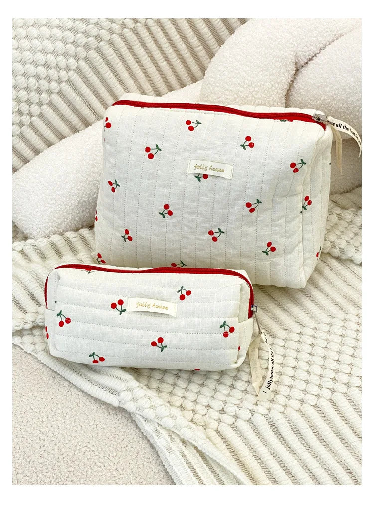 Quilted Cotton Ladies Travel Storage Bag Retro Cherry Women's Cosmetic Bags Cute Design Girls Pencil Case Makeup Bag Handbags