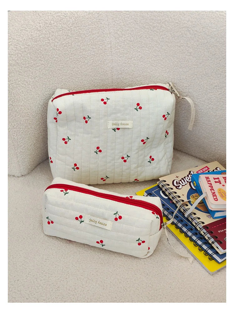 Quilted Cotton Ladies Travel Storage Bag Retro Cherry Women's Cosmetic Bags Cute Design Girls Pencil Case Makeup Bag Handbags